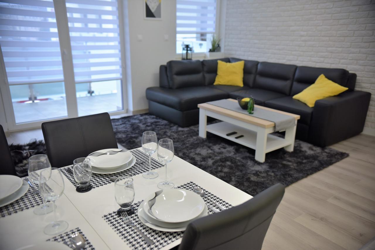 Apartamenty Platan Opieszyn 2 Września Extérieur photo